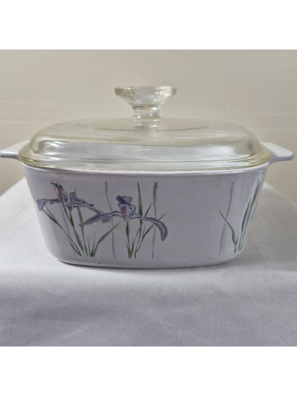Vintage CorningWare 1.5L Casserole Dish Glass Lid Shadow Iris Pattern A-1 1/2-B